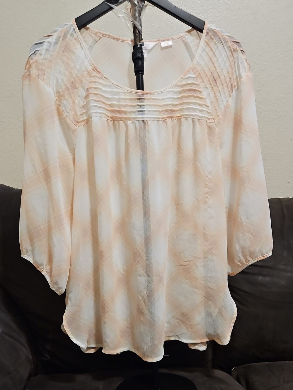 LC Lauren Conrad Peach Plaid Pintuck Peasant Top